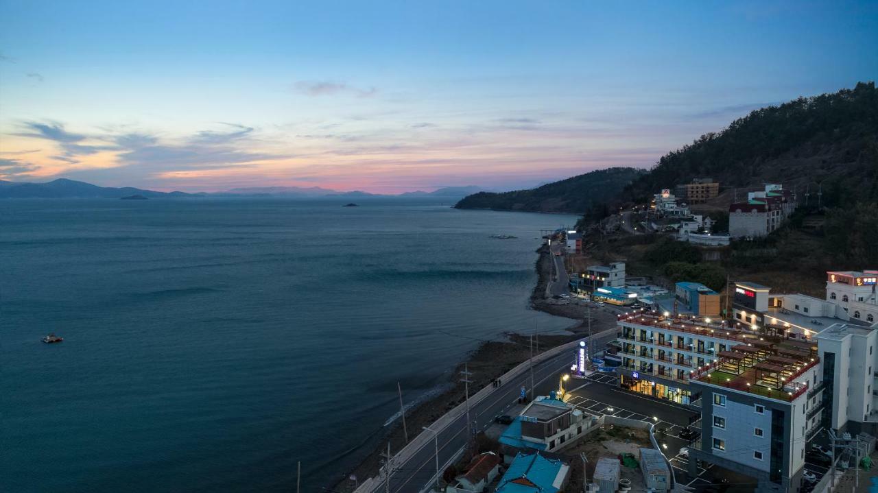 Gold Beach Resort Josu Exteriér fotografie